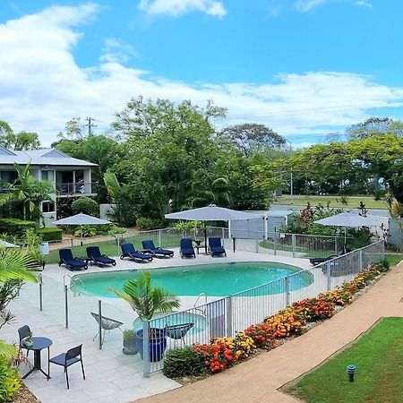 נוסוויל Noosa River Retreat Holiday Apartments מראה חיצוני תמונה