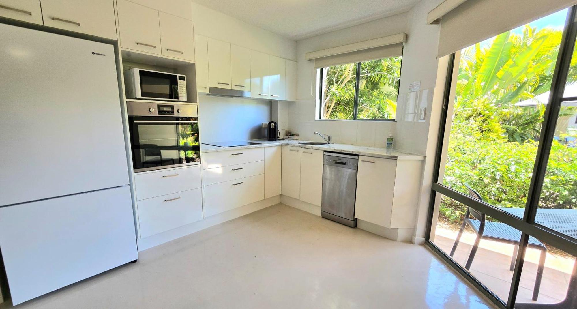 נוסוויל Noosa River Retreat Holiday Apartments מראה חיצוני תמונה