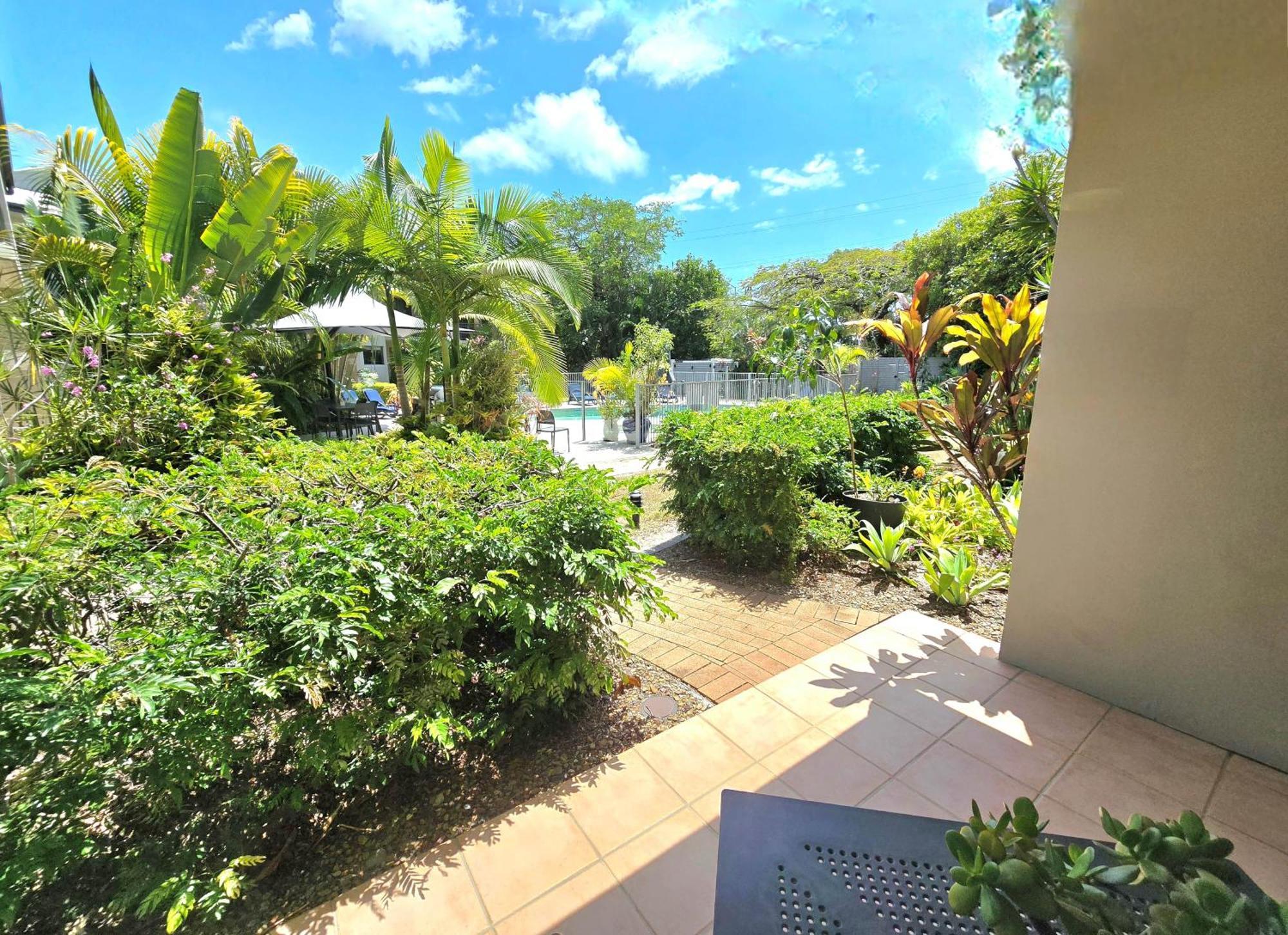 נוסוויל Noosa River Retreat Holiday Apartments מראה חיצוני תמונה