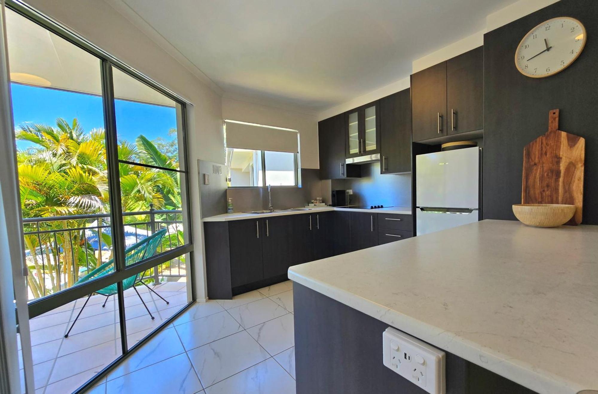 נוסוויל Noosa River Retreat Holiday Apartments מראה חיצוני תמונה