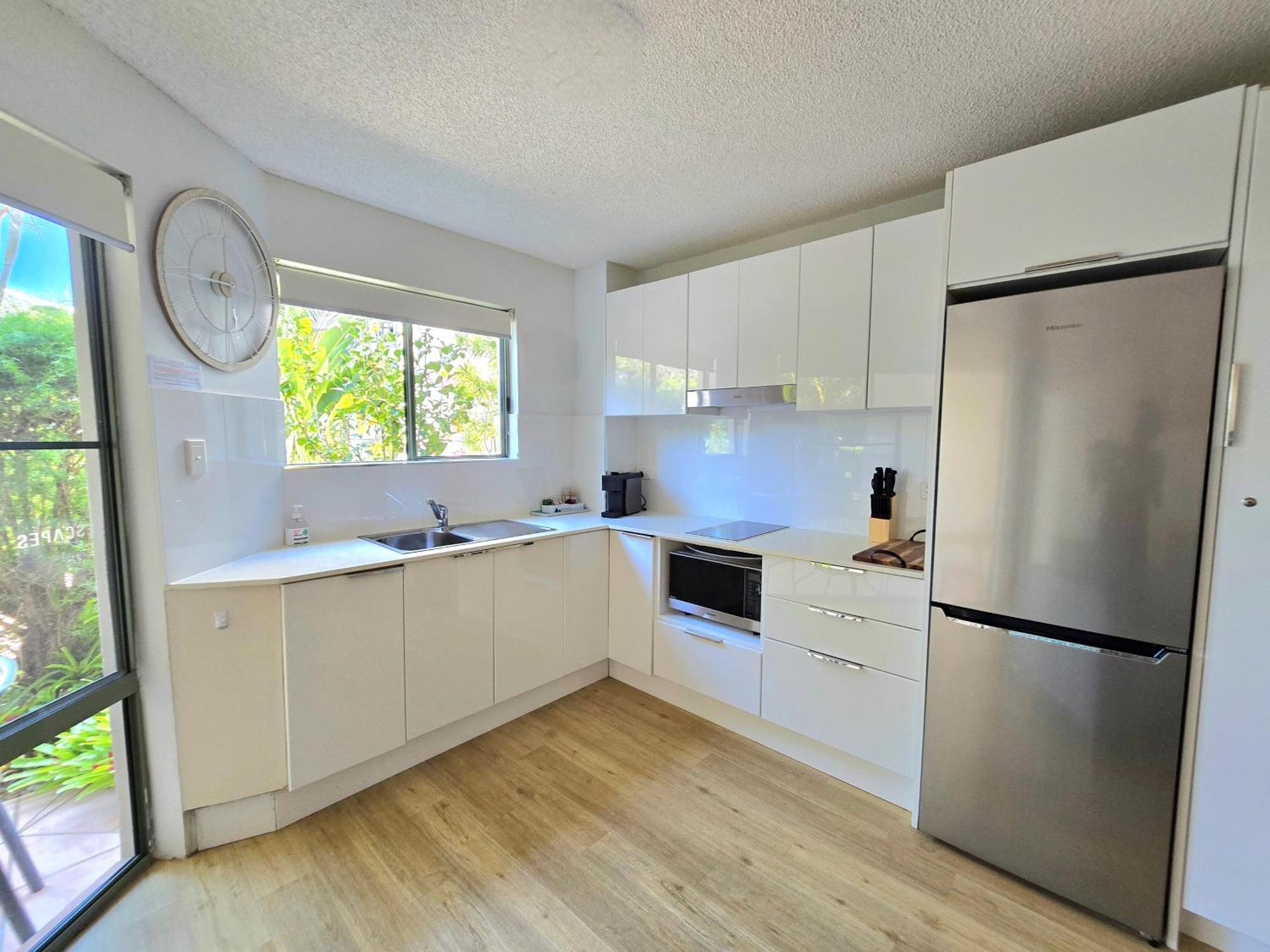 נוסוויל Noosa River Retreat Holiday Apartments מראה חיצוני תמונה