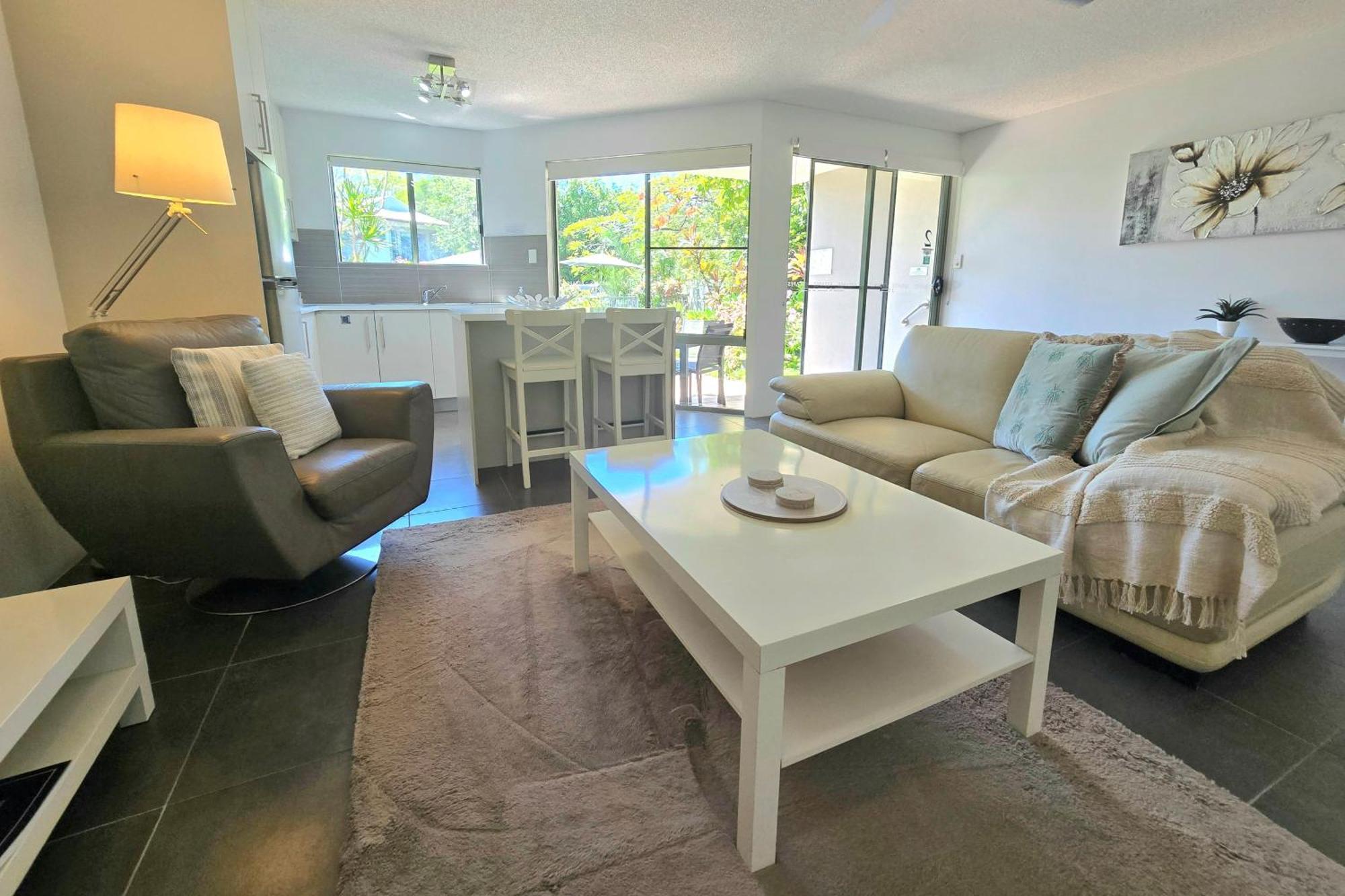 נוסוויל Noosa River Retreat Holiday Apartments מראה חיצוני תמונה
