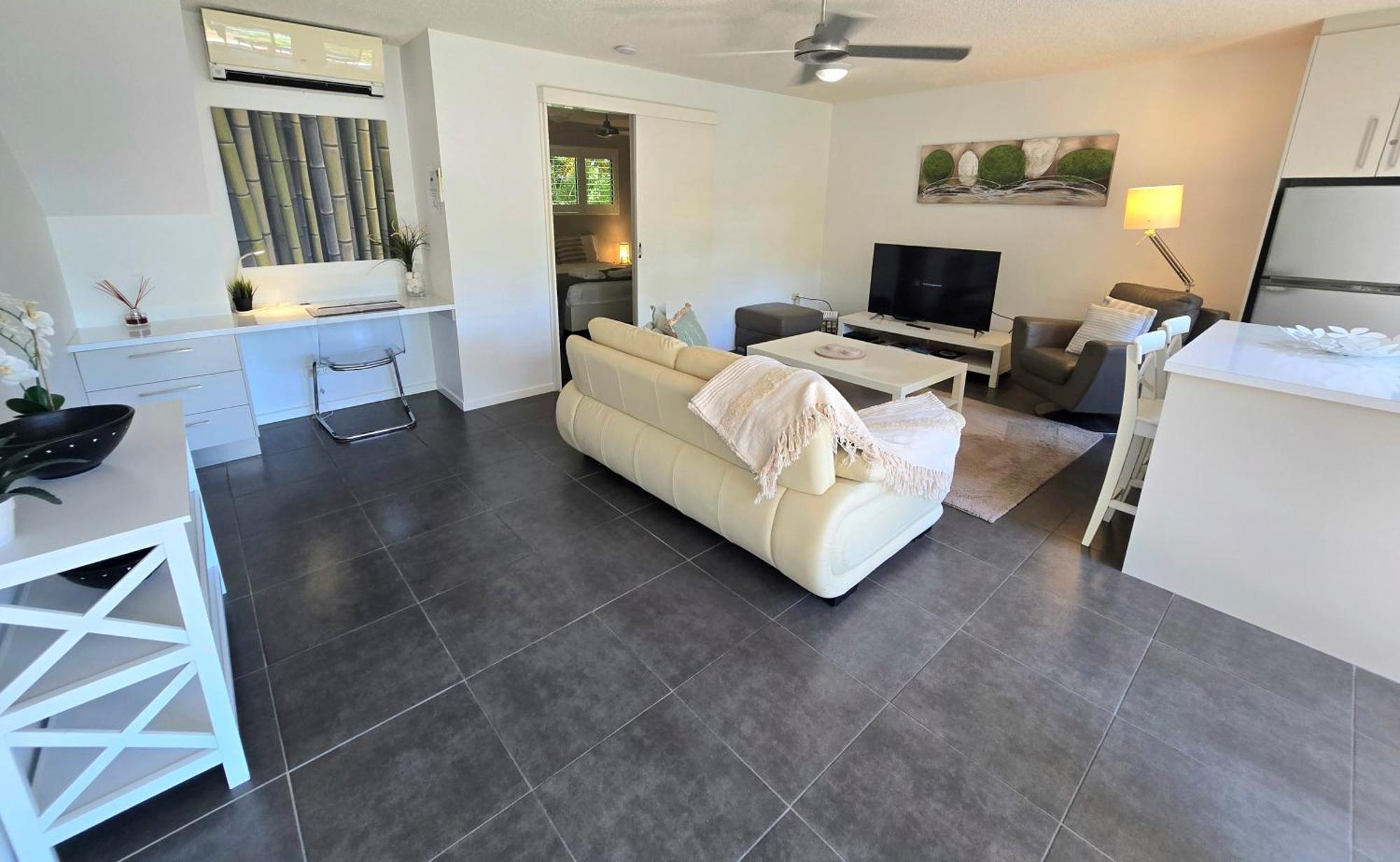 נוסוויל Noosa River Retreat Holiday Apartments מראה חיצוני תמונה