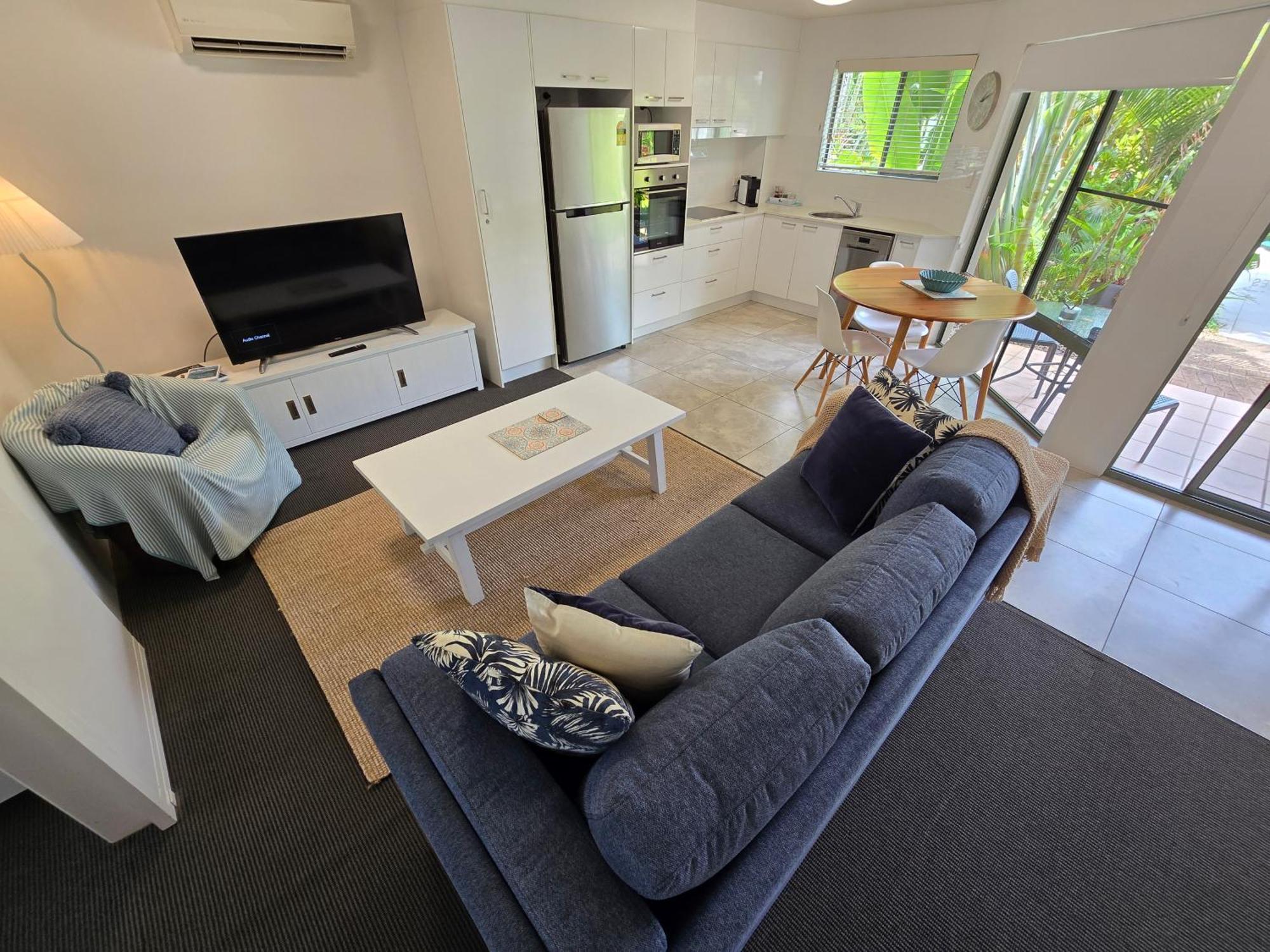 נוסוויל Noosa River Retreat Holiday Apartments מראה חיצוני תמונה